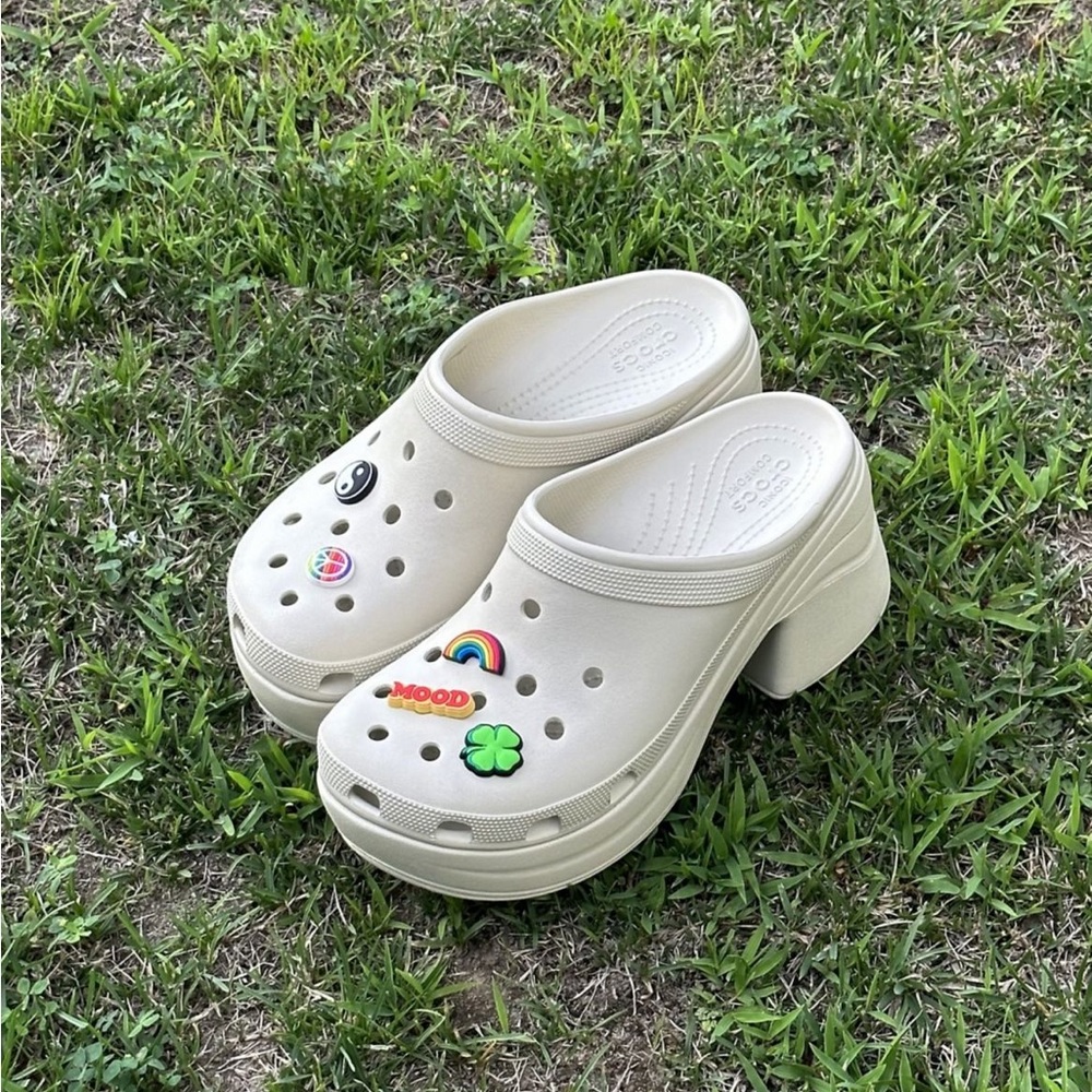 Crocs Siren
